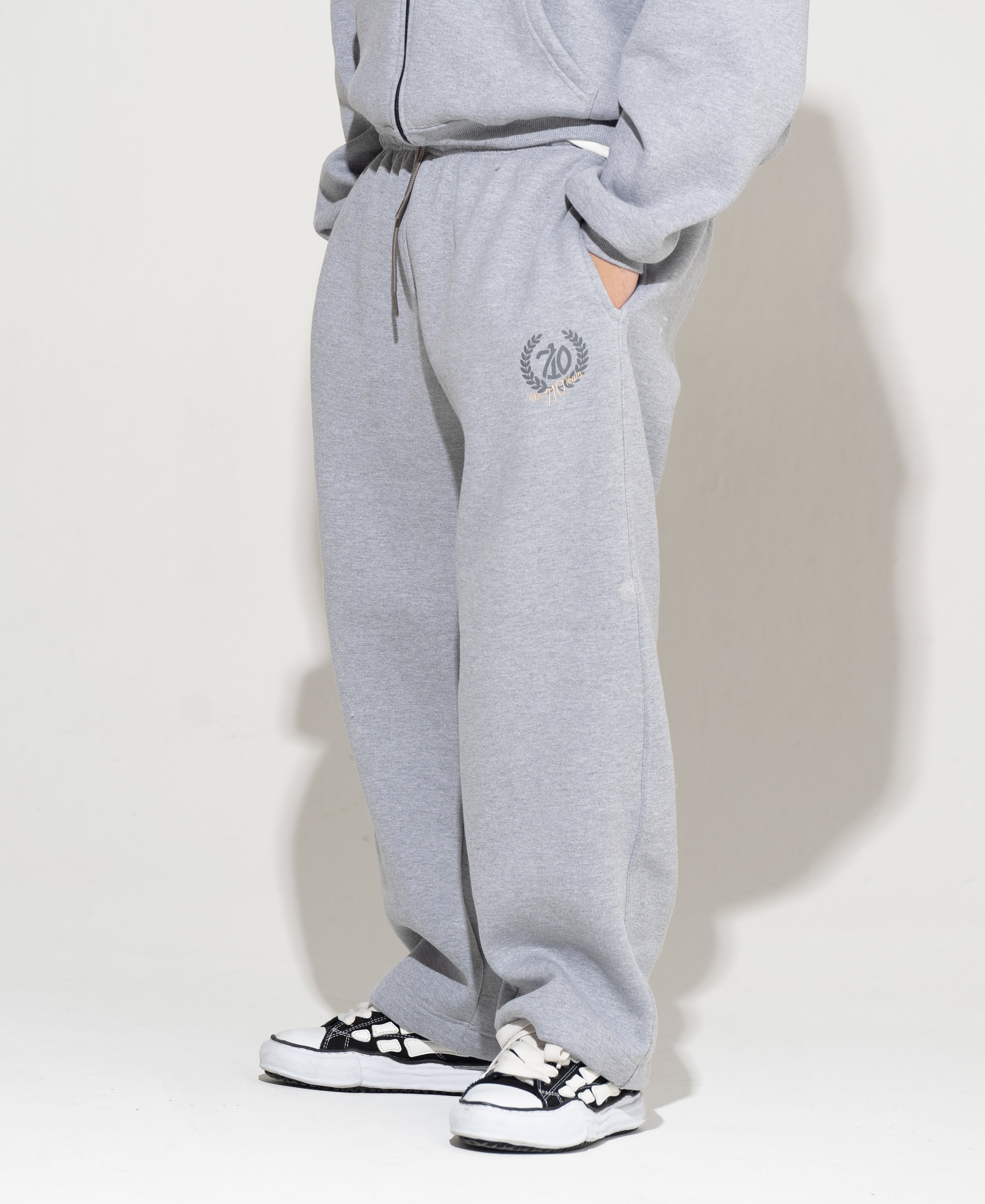 CALÇA MOLETOM “SCUDERIA” COR MESCLA
